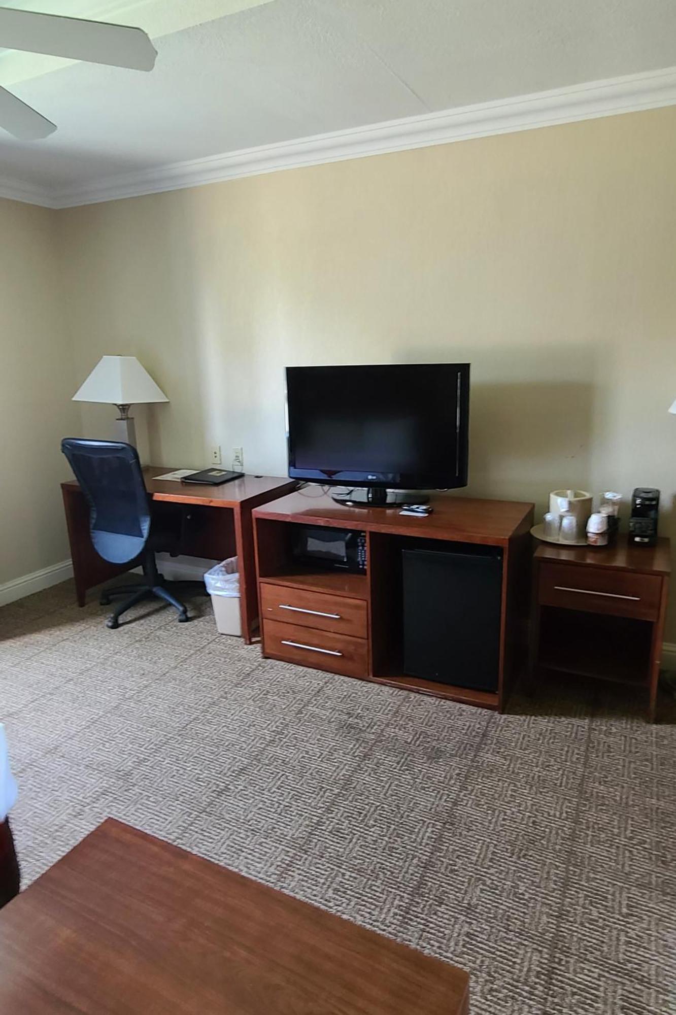 Hotel Samir At Nw Expressway Oklahoma City